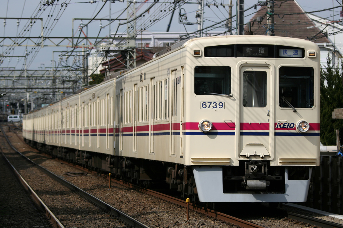 京王電鉄  6000系 6739F