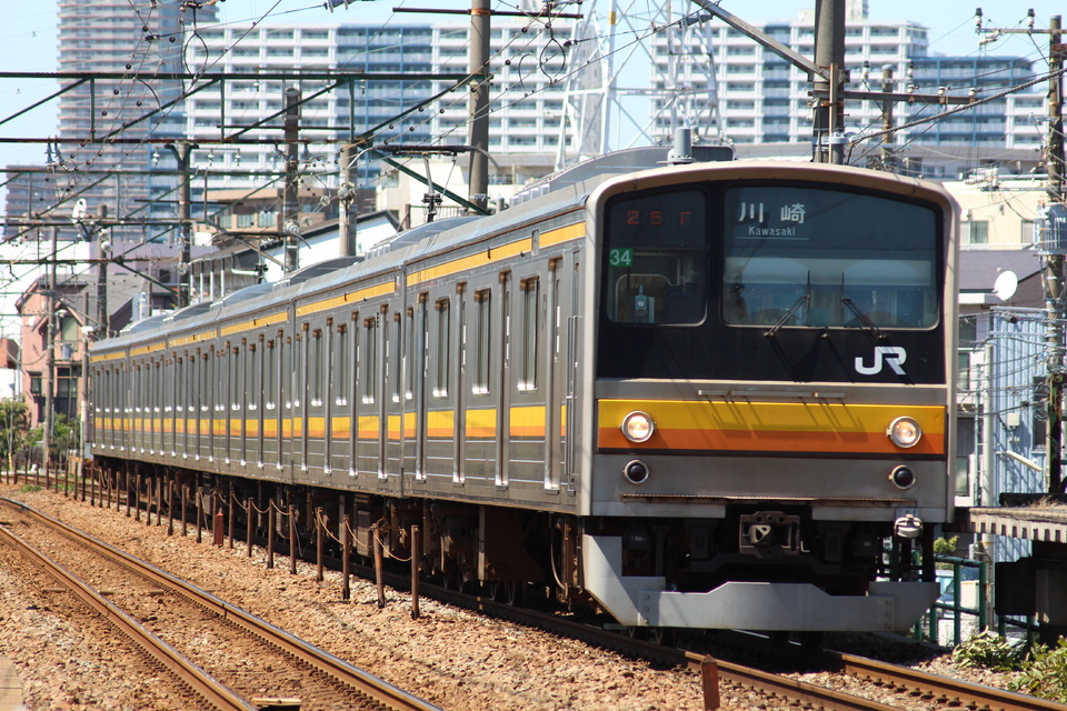 JR東205系ナハ34編成<br class="br-sp" />(ナハ34)の写真