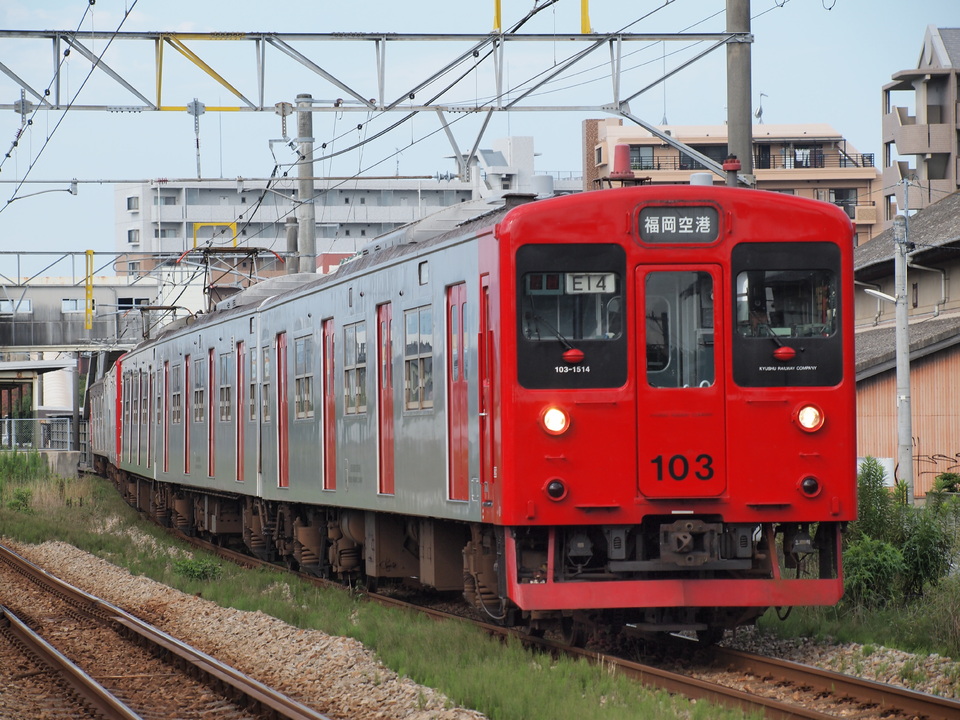 JR九103系E14編成の写真