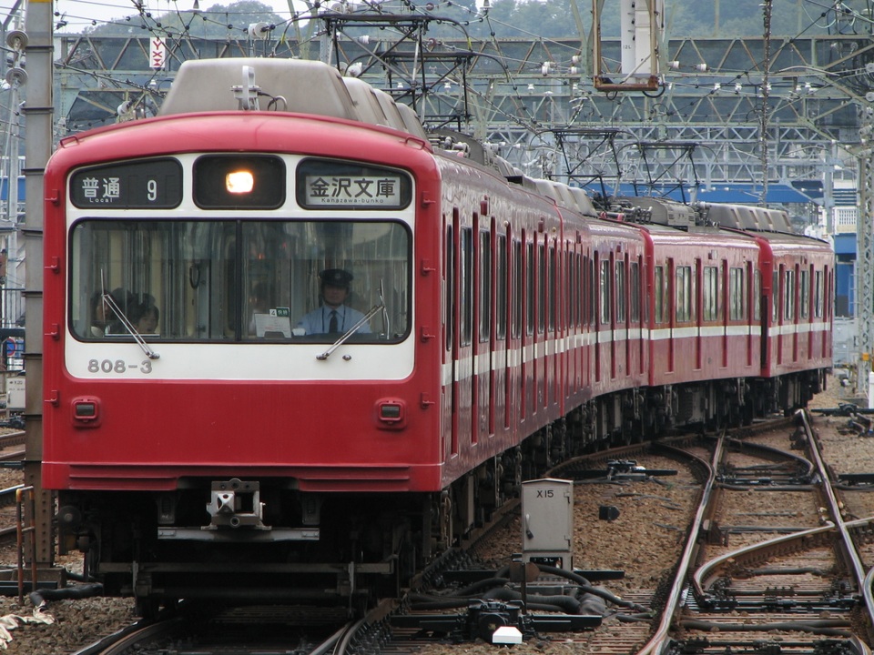 京急800形807編成<br class="br-sp" />(807F)(807-1-)の写真