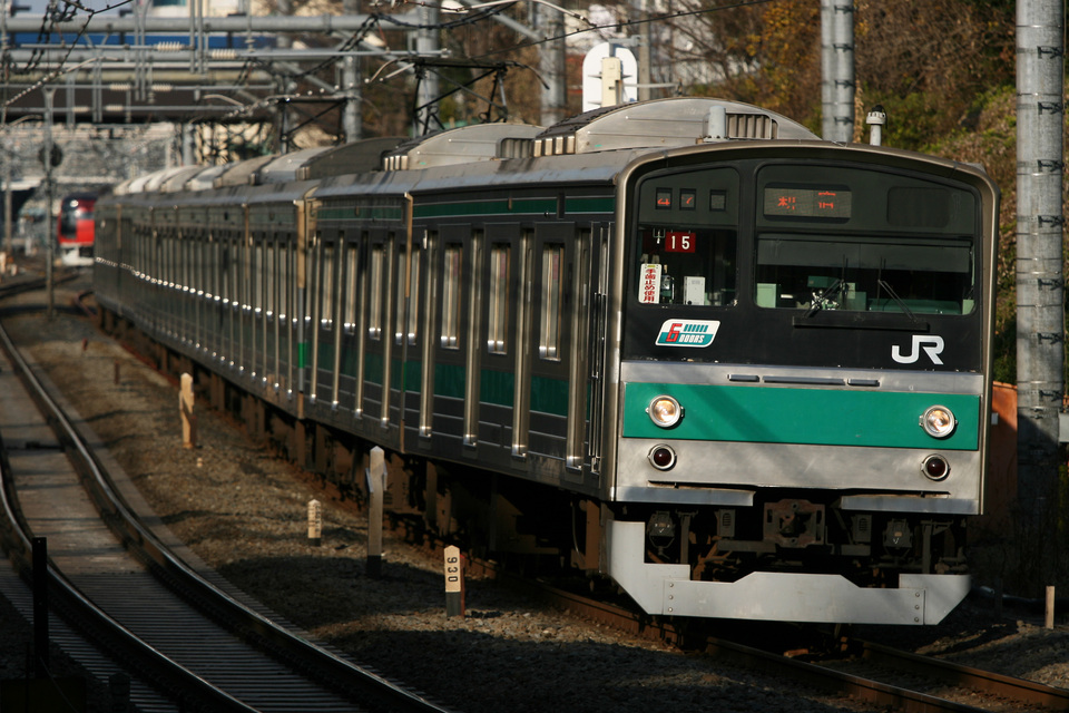 JR東205系ハエ15編成<br class="br-sp" />(川15編成)(カワ15編成)の写真