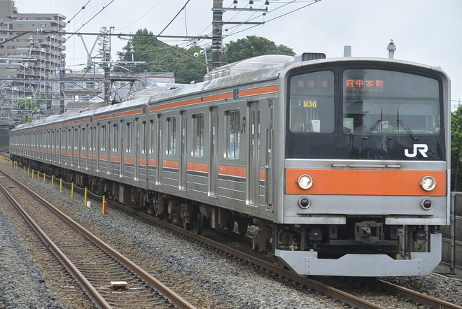 京葉車両センター205系ケヨM36編成を新松戸駅で撮影した写真
