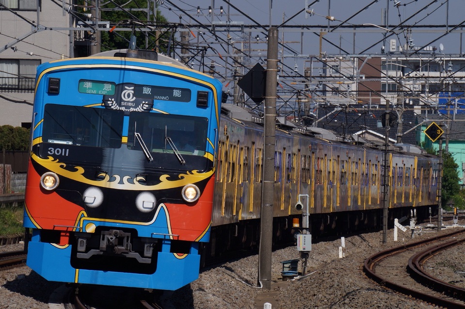 西武3000系3011F<br class="br-sp" />(3011編成)の写真
