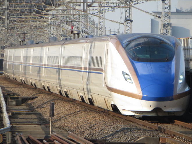 長野新幹線車両センター E7系F1編成を大宮駅で撮影した写真