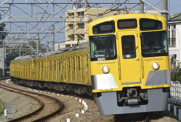 西武鉄道 南入曽車両基地 2000系 2071F