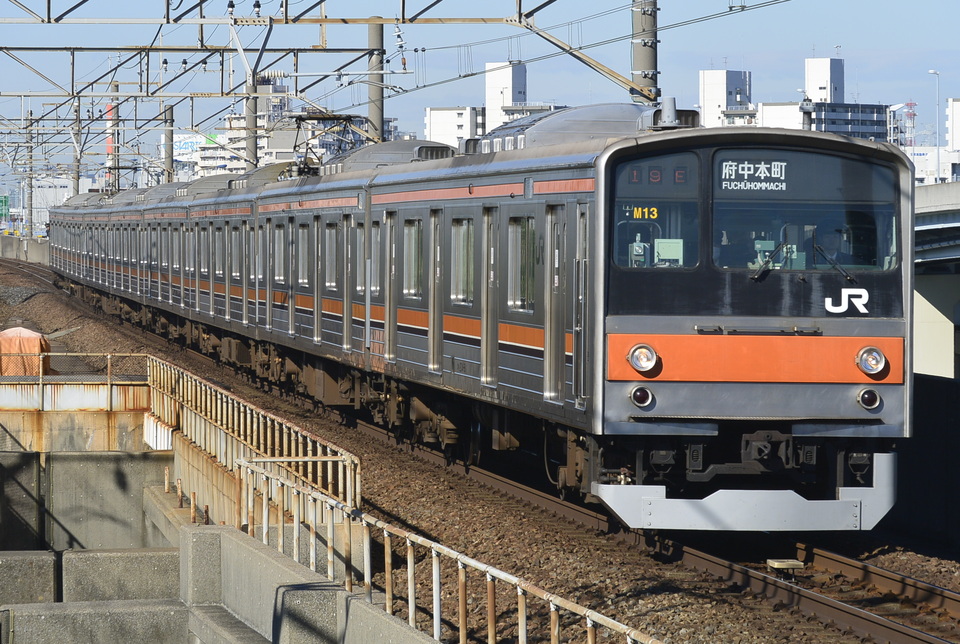 JR東205系センM13編成<br class="br-sp" />(M13編成)の写真