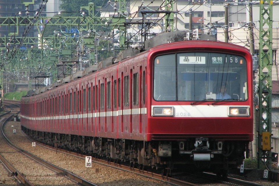 京急2000形2021編成<br class="br-sp" />(2021F)(2021-)の写真