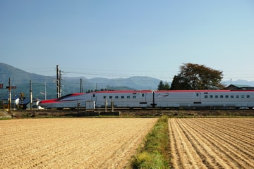 JR東日本  E6系 