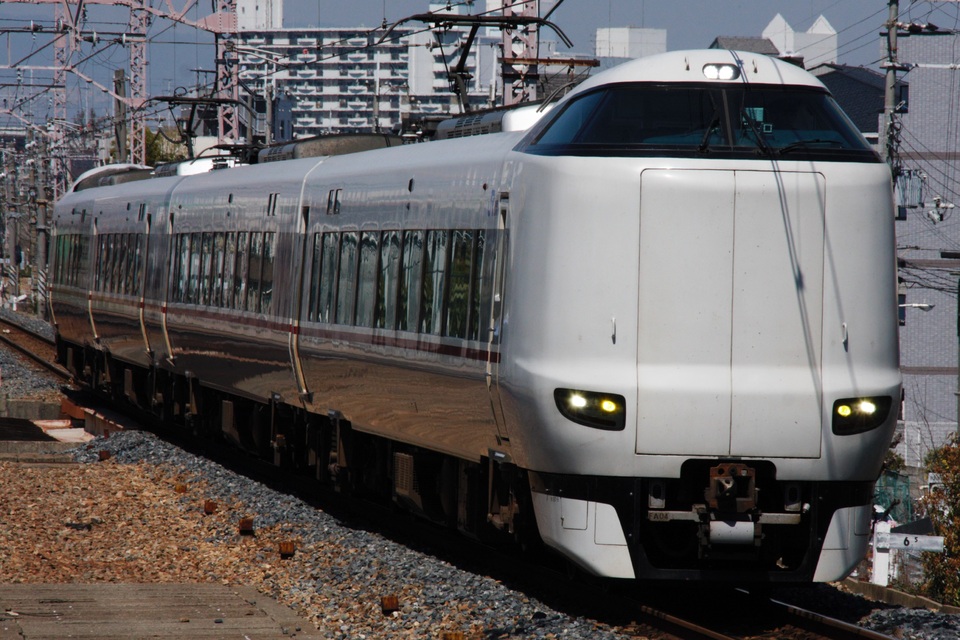 JR西287系FA04編成<br class="br-sp" />(フチFA04編成)(FA04編成)の写真