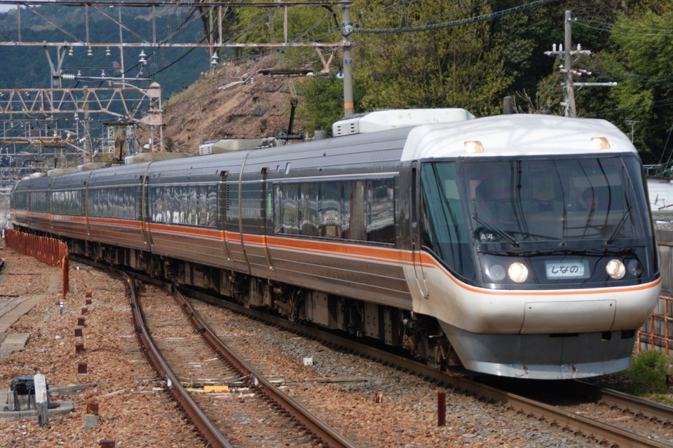 JR海383系シンA4編成<br class="br-sp" />(A4編成)の写真