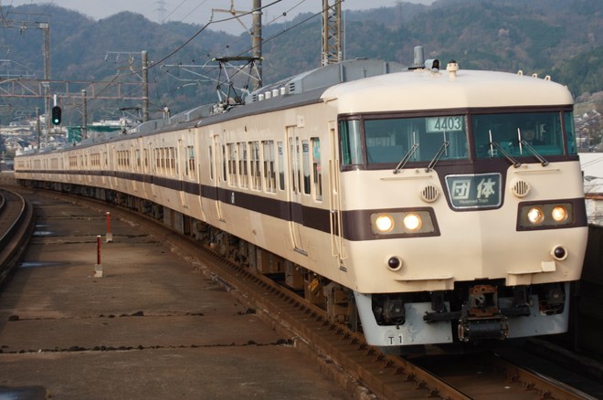 吹田総合車両所京都支所117系T01編成を唐崎駅で撮影した写真