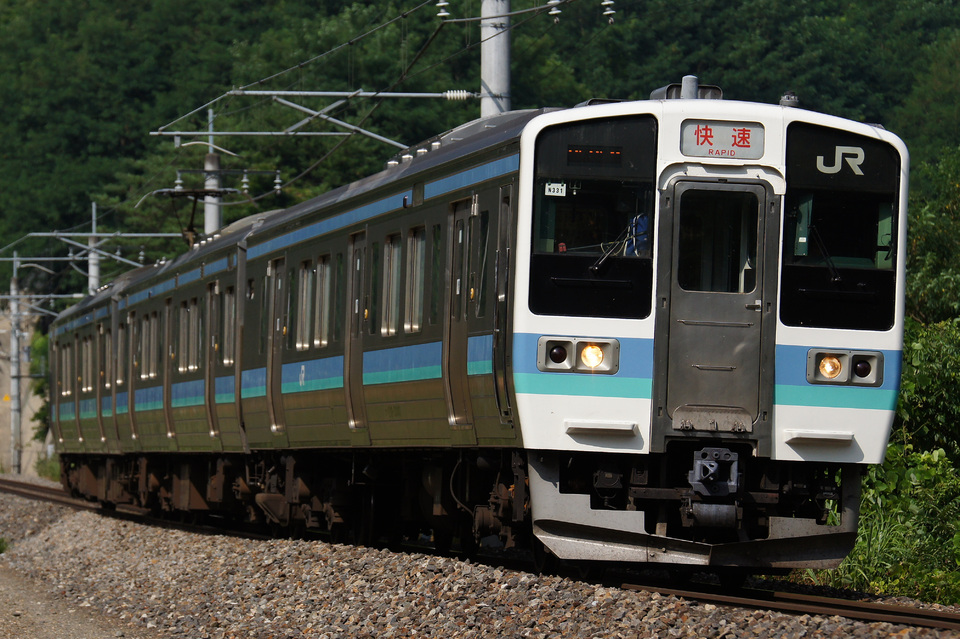 JR東211系ナノN331編成<br class="br-sp" />(ナノN331)の写真