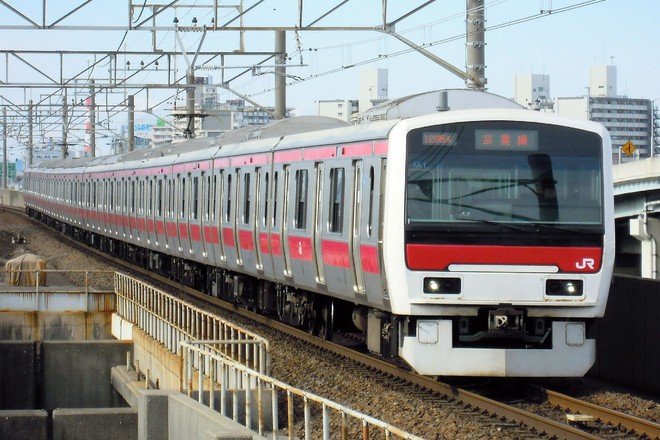 京葉車両センターE331系ケヨAK1編成を舞浜駅で撮影した写真