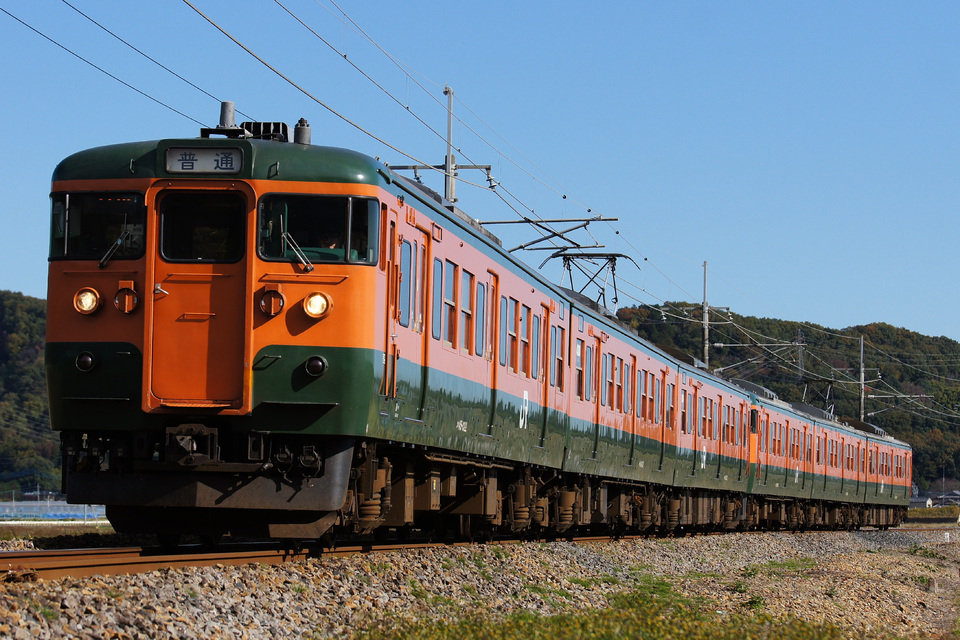 JR東115系タカT1032編成<br class="br-sp" />(タカT1032)の写真