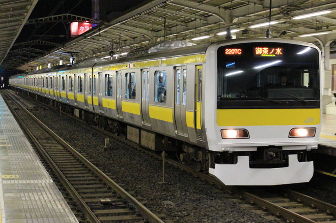 三鷹車両センターE231系ミツA520編成を秋葉原駅で撮影した写真