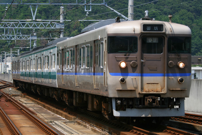 日根野電車区113系を海南駅で撮影した写真