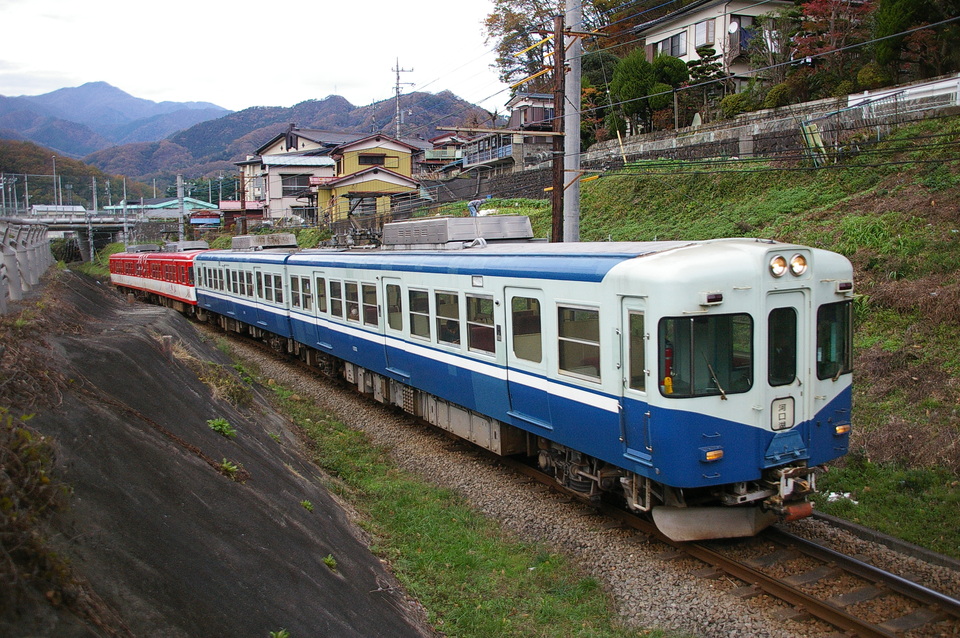 富士急1200系1202F<br class="br-sp" />(1202編成)の写真