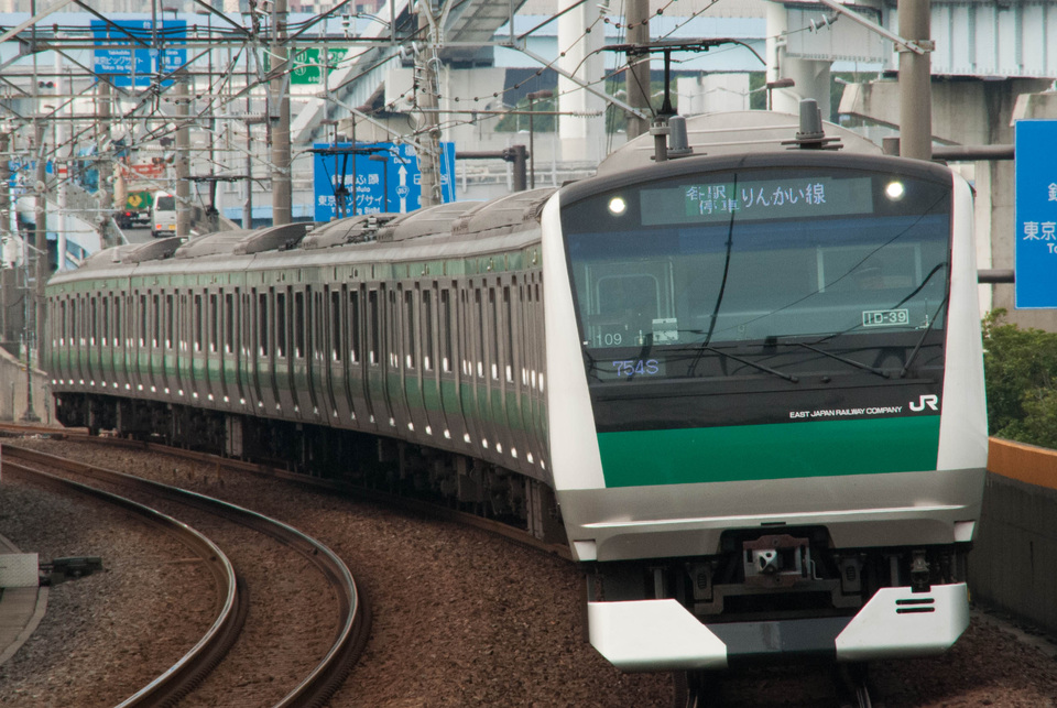 JR東E233系ハエ109編成<br class="br-sp" />(川109編成)(カワ109編成)の写真