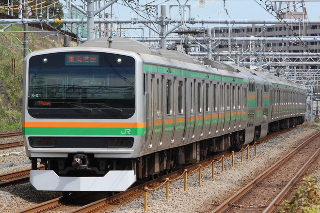 E231系コツK-01編成を新子安駅で撮影した写真