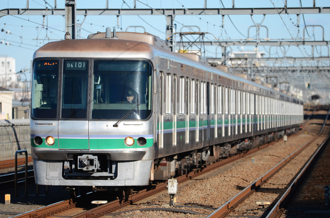 06系06-101Fを祖師ヶ谷大蔵駅で撮影した写真