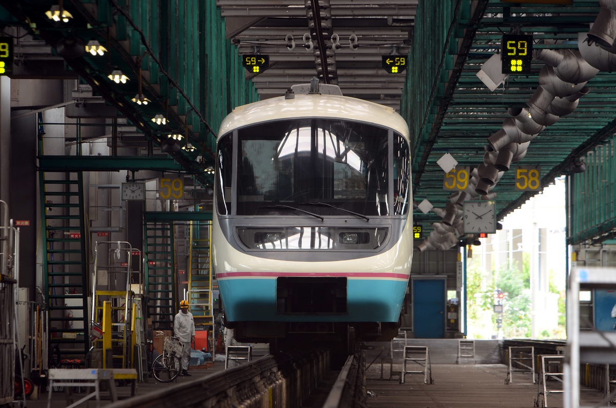 小田急電鉄  20000形 