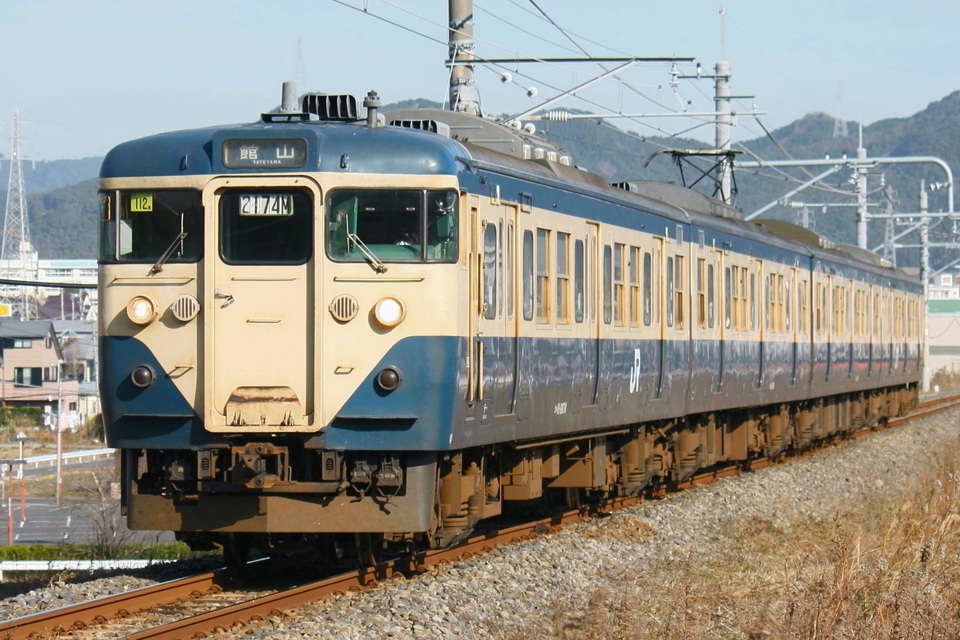 JR東113系マリ112編成<br class="br-sp" />(マリ112)の写真