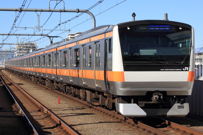 豊田車両センターE233系T6編成を武蔵境駅で撮影した写真