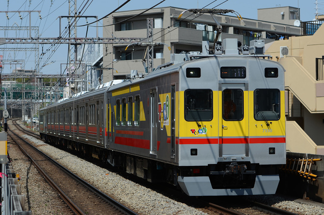デヤ7500系をあざみ野駅で撮影した写真