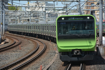 JR東日本 東京総合車両センター E235系 トウ01