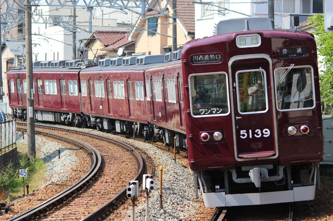 平野車庫5100系5138Fを絹延橋駅で撮影した写真