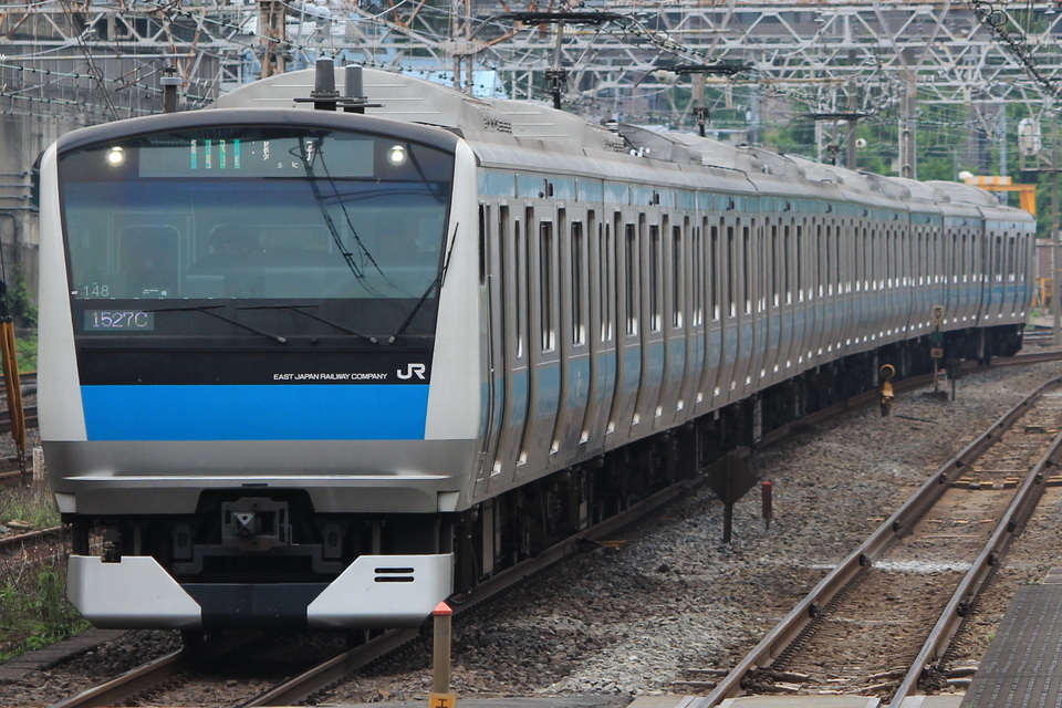 JR東E233系サイ148編成<br class="br-sp" />(ウラ148編成)の写真