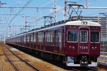阪急電鉄  7300系 7326編成