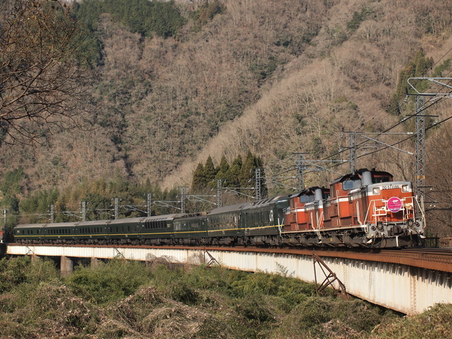 後藤総合車両所DD51系1186号機を方谷～備中川面間で撮影した写真