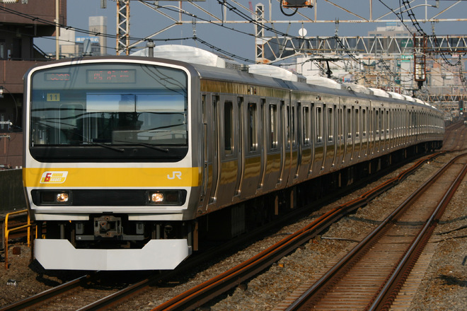 三鷹車両センターE231系ミツ11編成を高円寺駅で撮影した写真