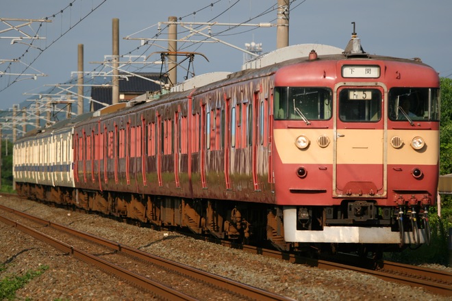南福岡電車区415系FM5編成を遠賀川～水巻間で撮影した写真