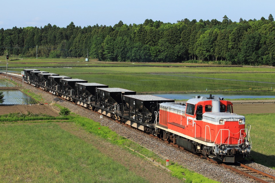 JR東DE10形DE10-1603の写真