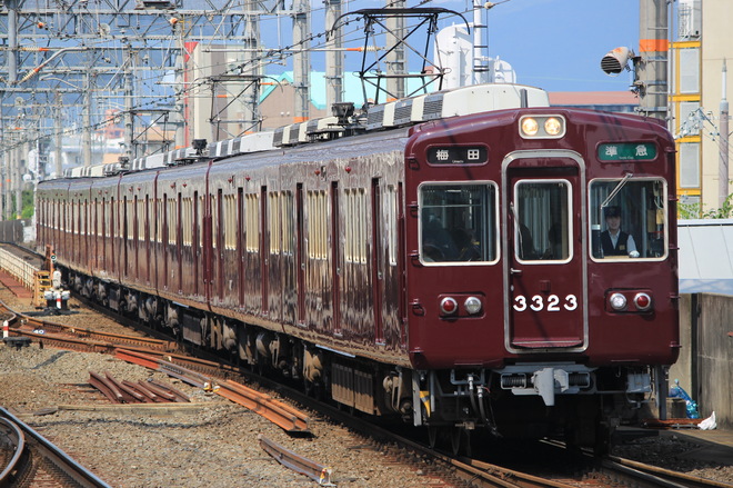 正雀車庫3300系3323Fを茨木市駅で撮影した写真