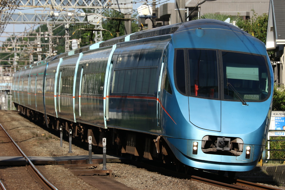 小田急60000形60052×4<br class="br-sp" />(60052F)(60052編成)の写真