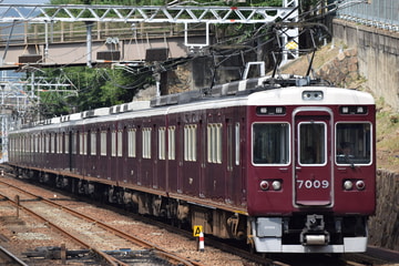 阪急電鉄  7000系 7009F