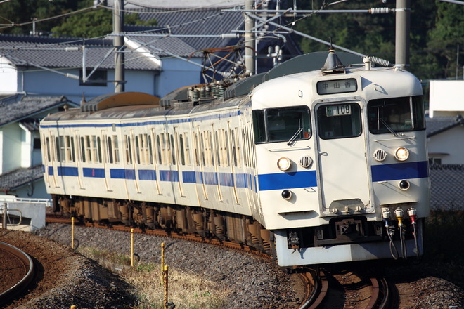 415系Fo-109を豊後豊岡駅で撮影した写真