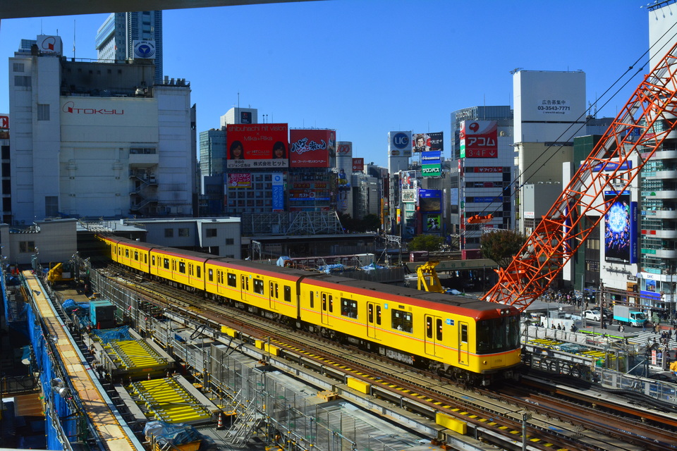 メトロ1000系1106F<br class="br-sp" />(1106編成)の写真