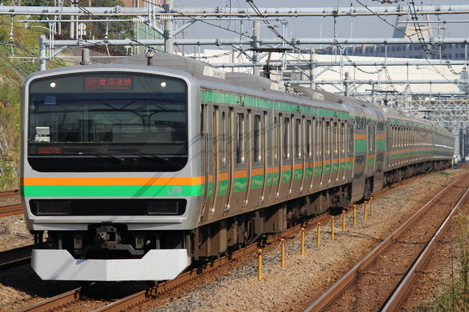 小山車両センターE231系U531編成を新子安駅で撮影した写真
