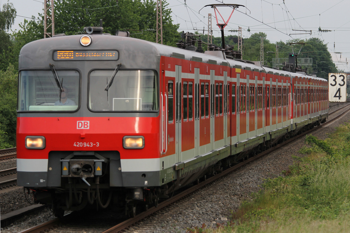DB Bahn  Series 420 943-3
