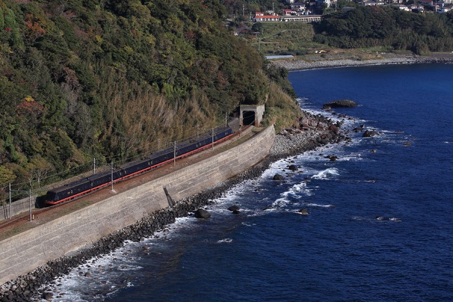 2100系黒船電車を伊豆稲取～今井浜海岸間で撮影した写真