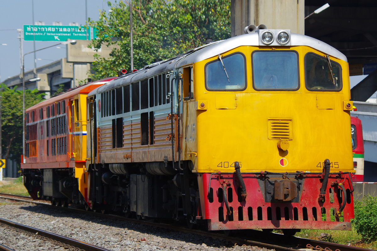 タイ国鉄  GE 4045