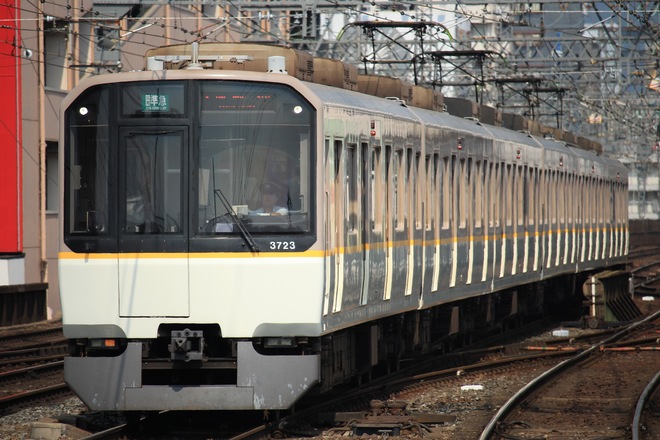 西大寺検車区3220系KL23を鶴橋駅で撮影した写真