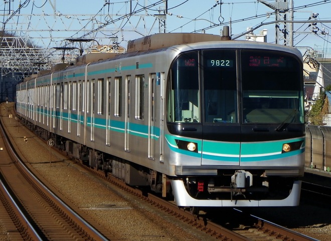 9000系9022Fを多摩川駅で撮影した写真