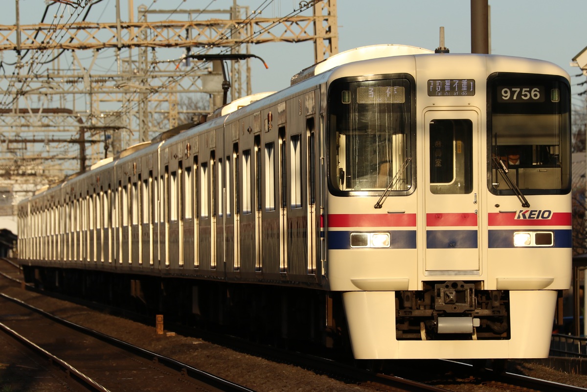 京王電鉄  9000系 9756F