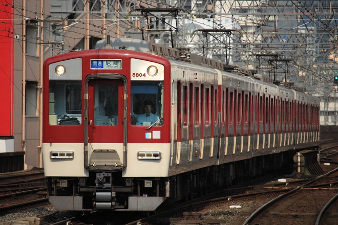 西大寺検車区5800系DH04を鶴橋駅で撮影した写真