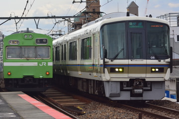 JR西日本 奈良電車区 221系 NA422編成